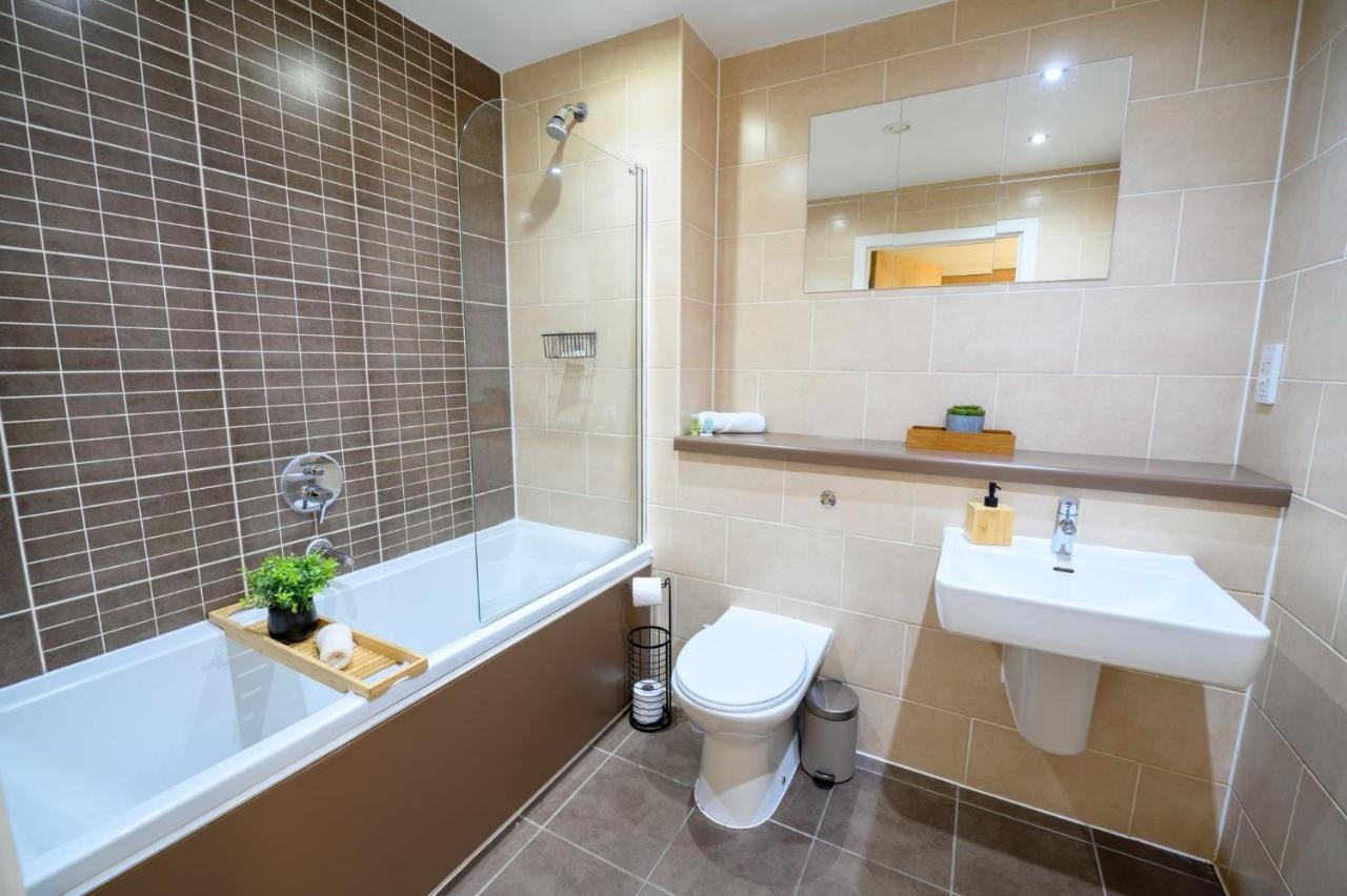 Superb Apartment At The Gallery, Baltic Triangle Liverpool Bagian luar foto